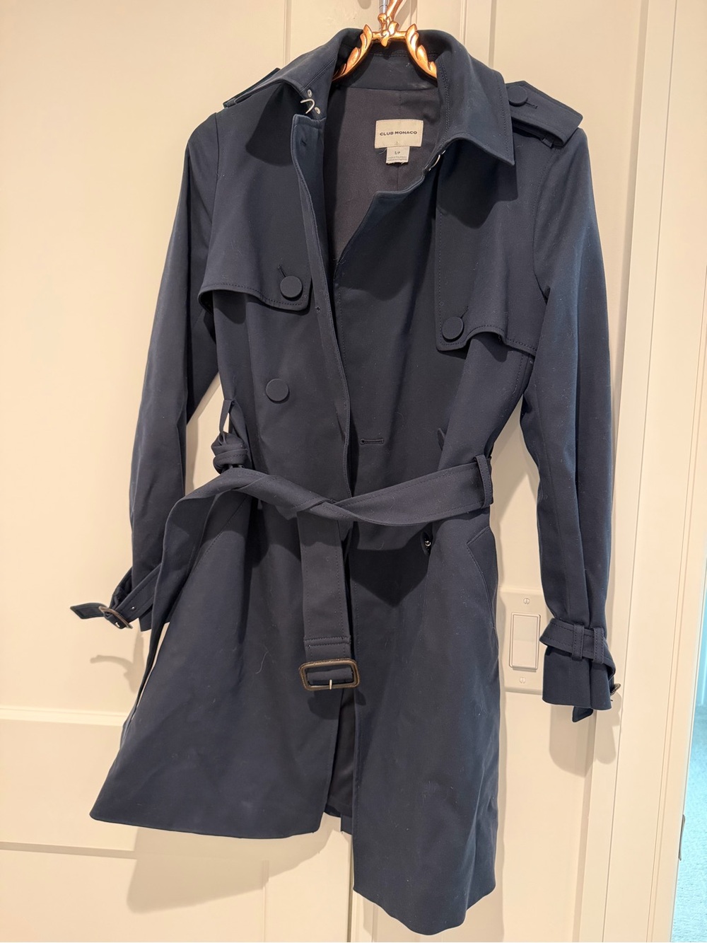 Club Monaco Classic Women's Navy Trench Coat. Size small.
